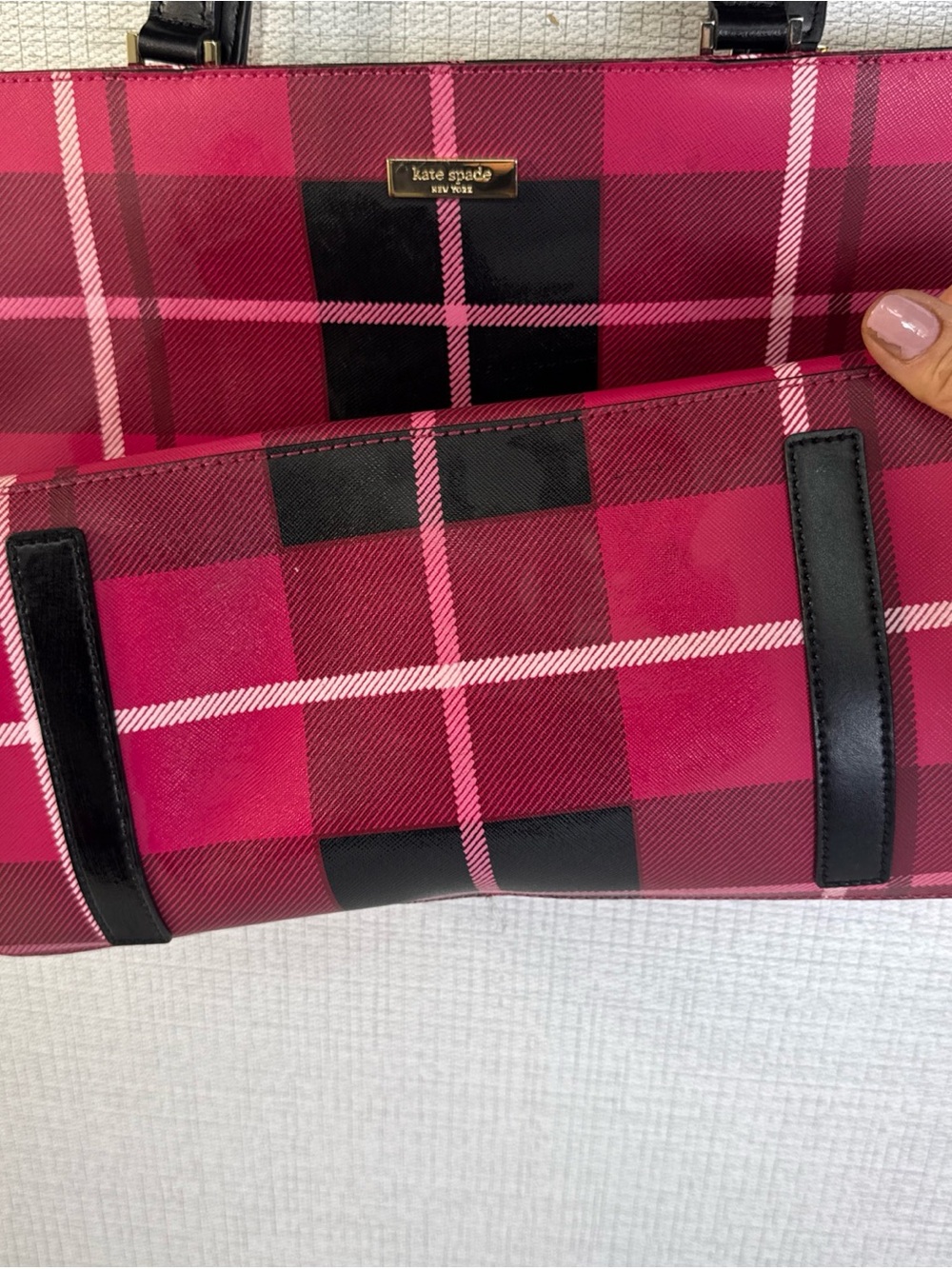 Kate Spade Zippered Tote Bag Large 13” Polyvinyl Leather Trim Pink Plaid Handbag - Picture 3 of 13